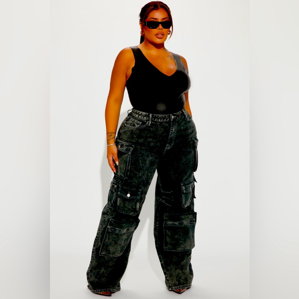 NWT Lily High Rise Cargo Jeans; Size 16 (Green)